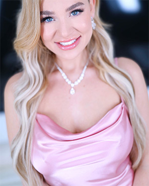 Blake Blossom Amateur Allure